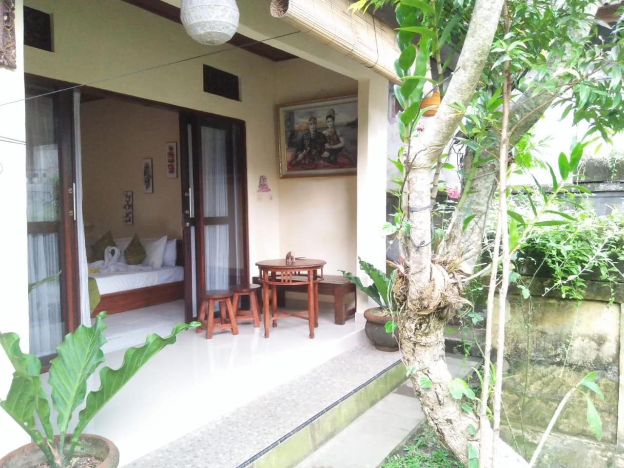 Lionk Bali House Bed and Breakfast Ubud Eksteriør billede