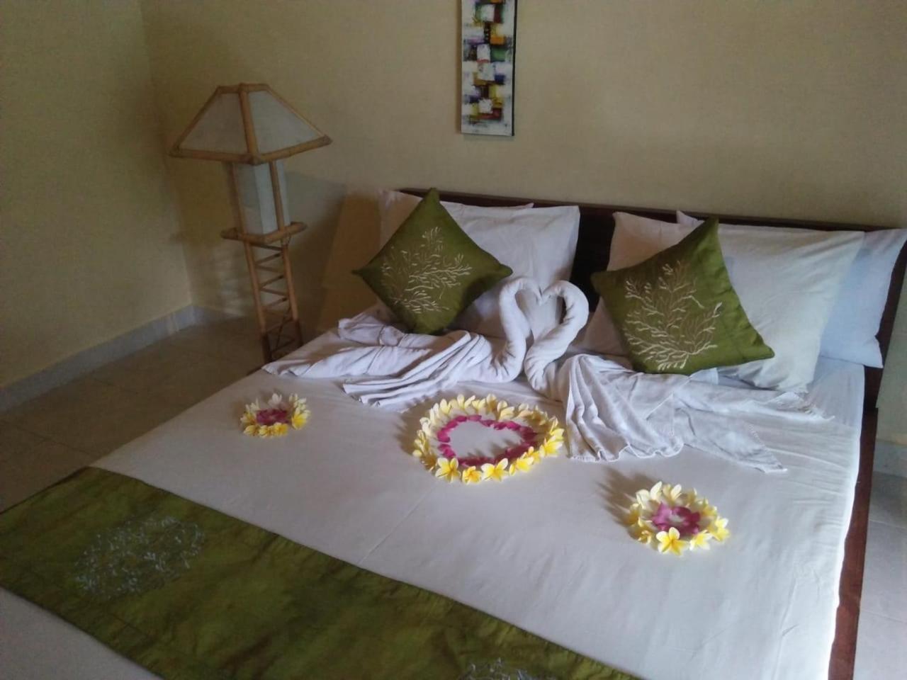 Lionk Bali House Bed and Breakfast Ubud Eksteriør billede