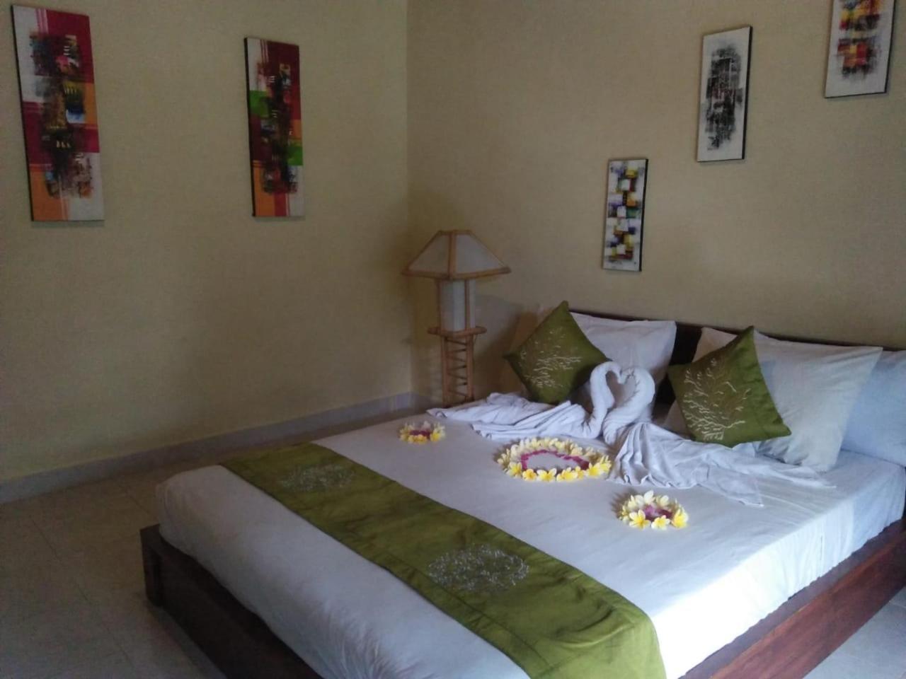 Lionk Bali House Bed and Breakfast Ubud Eksteriør billede